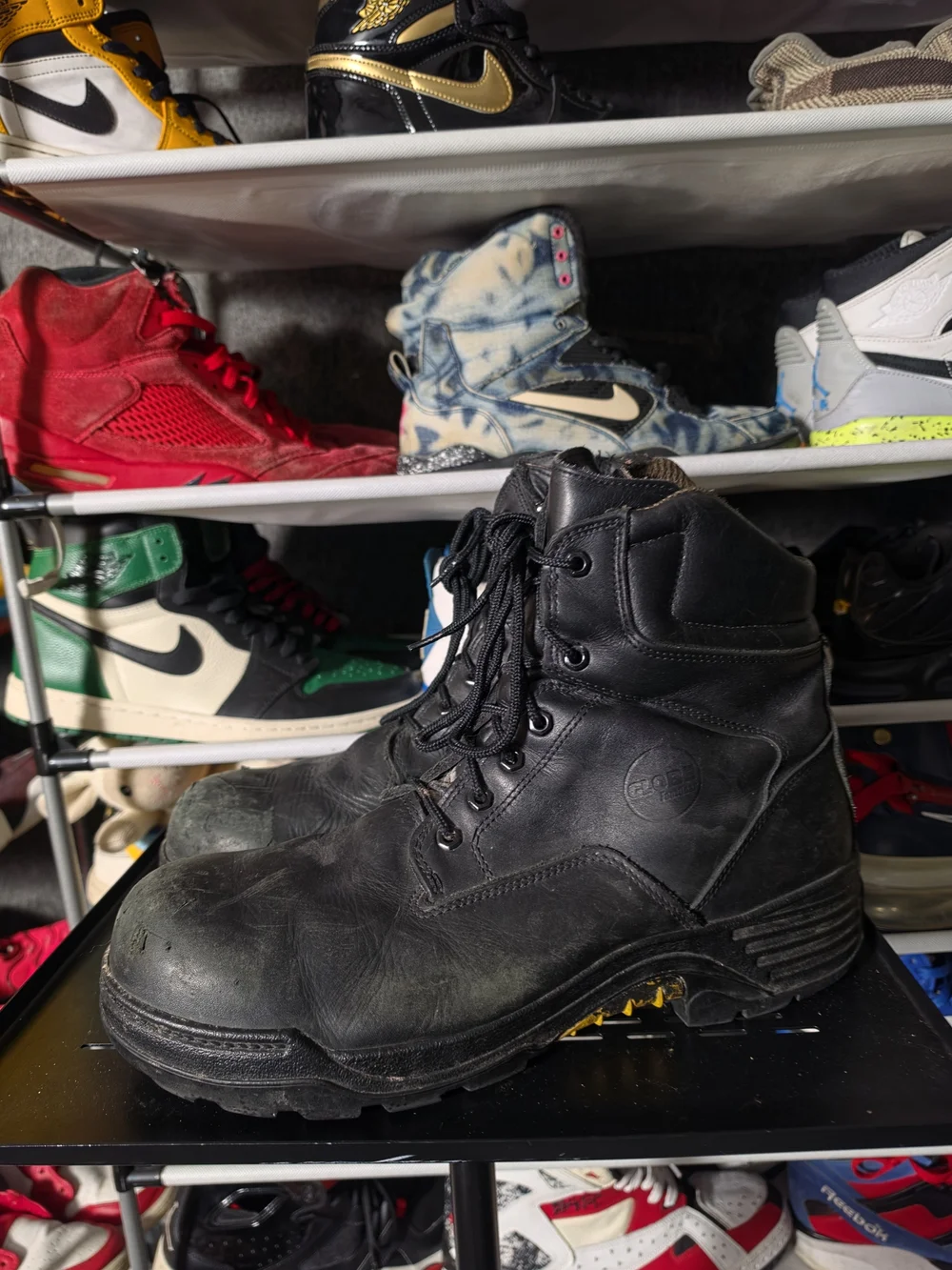 🔥 Globe FootGear Men's Vibram Size 15 E Black Leather Work Boots - Lace-Up